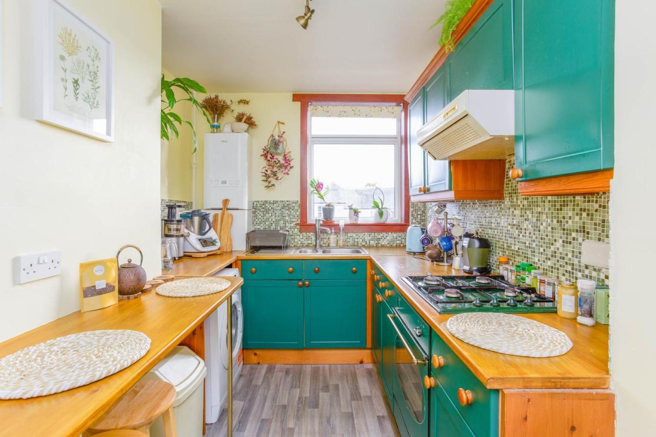 Bright & Spacious Double Room With Garden View- Close To Airport & City Centre Единбург Екстер'єр фото