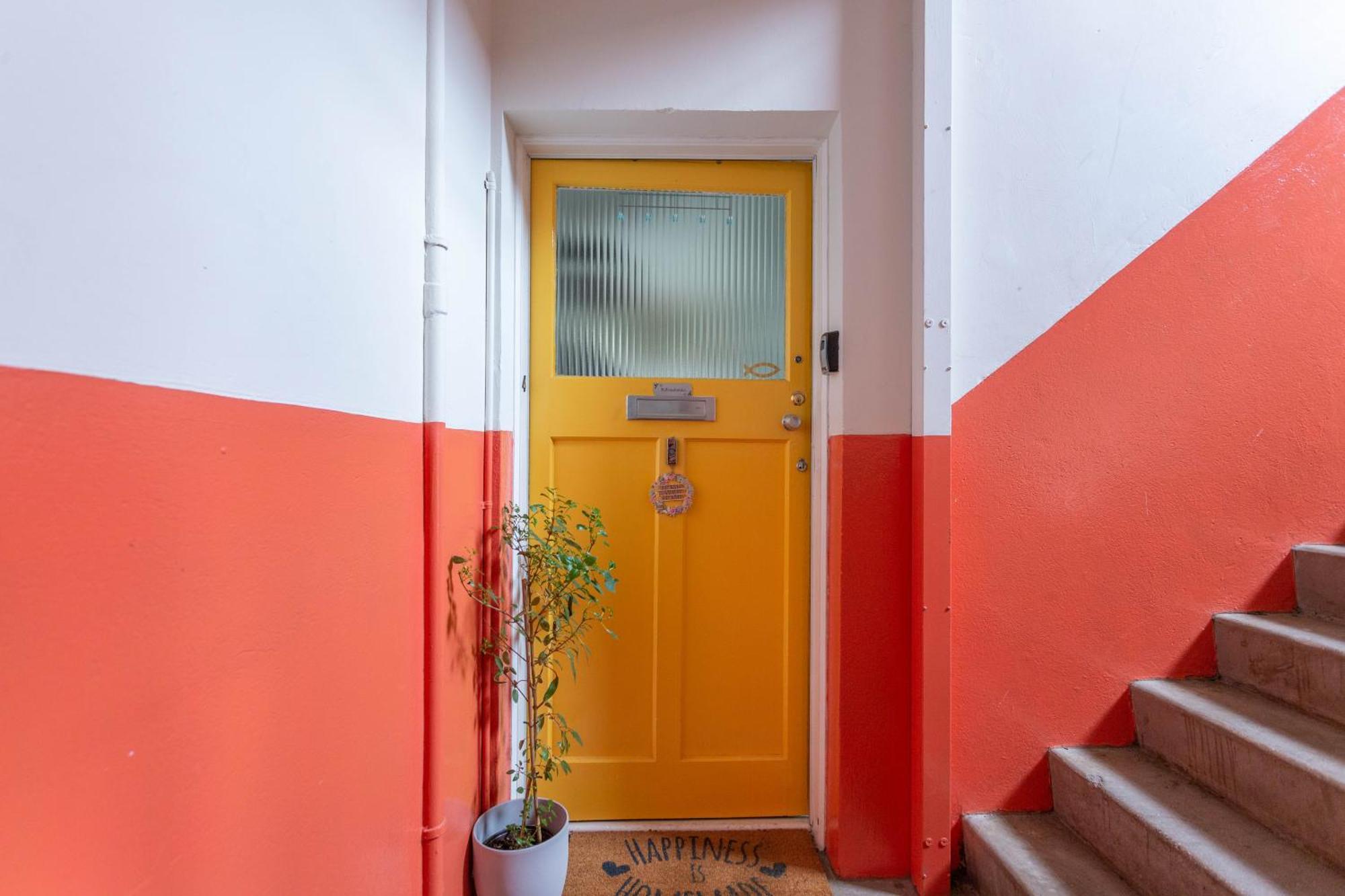 Bright & Spacious Double Room With Garden View- Close To Airport & City Centre Единбург Екстер'єр фото